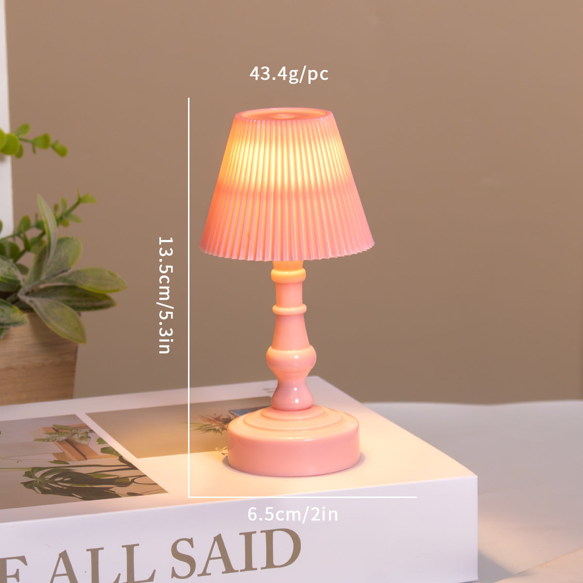 Creative retro small table lamp, non-electric, French light luxury minimalist bedside sleep lamp, student dormitory desktop small table lamp