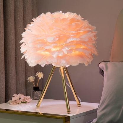 Feather table lamp bedroom Nordic minimalist ins girl warm romantic creative personality net red lamp wedding bedside lamp