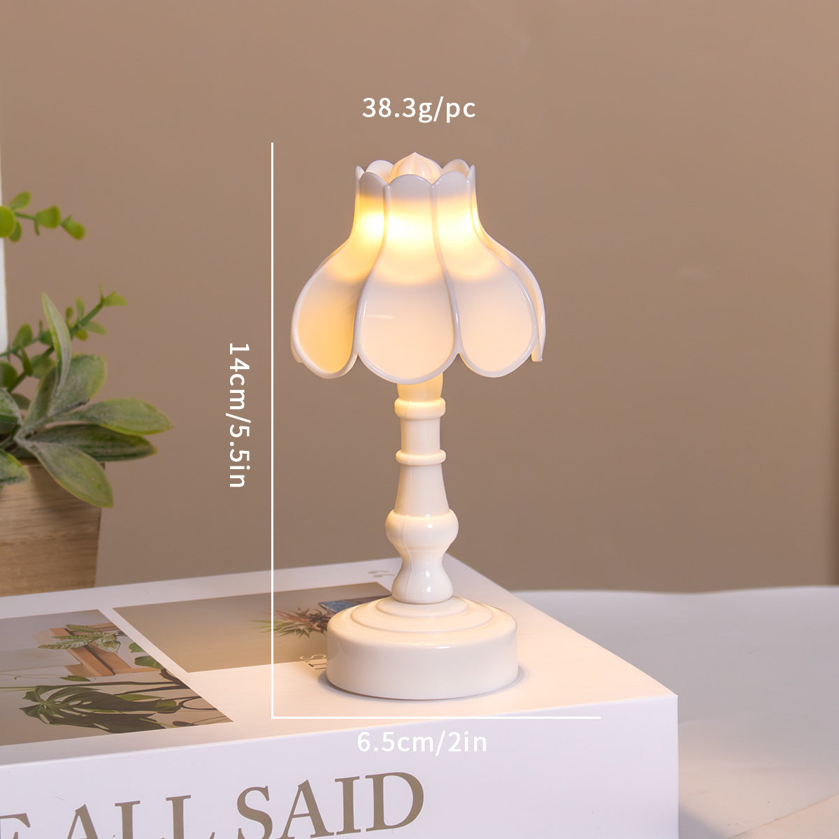 Creative retro small table lamp, non-electric, French light luxury minimalist bedside sleep lamp, student dormitory desktop small table lamp